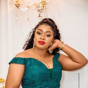 Meet your Posher, Franca